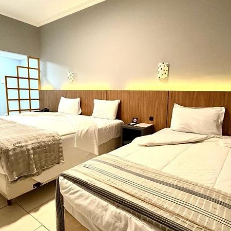 Hotel Del Rey Curitiba By Poty - Na Famosa Rua XV De Novembro Екстериор снимка