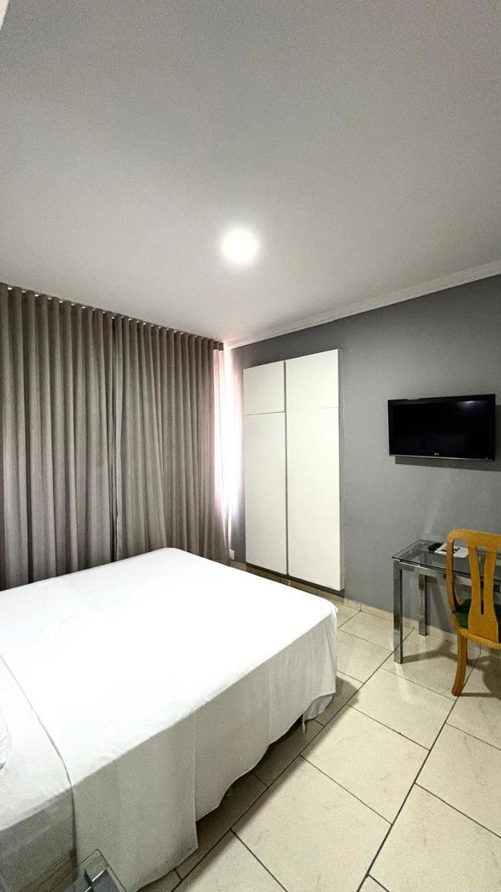 Hotel Del Rey Curitiba By Poty - Na Famosa Rua XV De Novembro Екстериор снимка