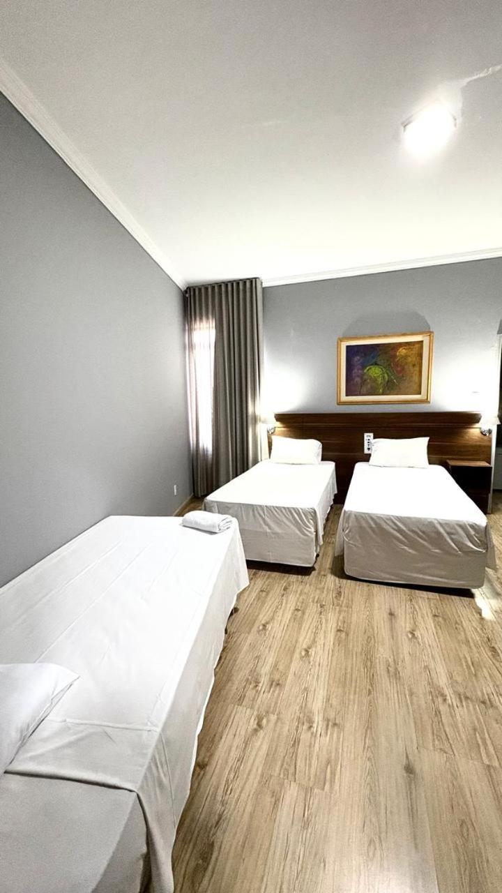 Hotel Del Rey Curitiba By Poty - Na Famosa Rua XV De Novembro Екстериор снимка