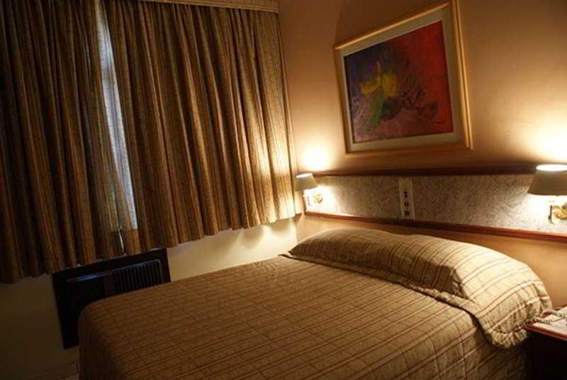 Hotel Del Rey Curitiba By Poty - Na Famosa Rua XV De Novembro Екстериор снимка